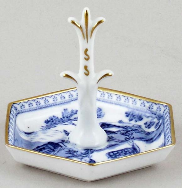 Ring Tidy c1910